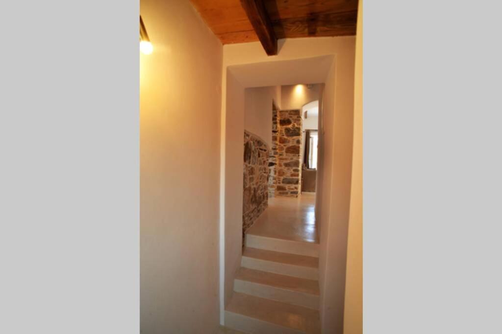 George Farmhouse Chrousa ภายนอก รูปภาพ