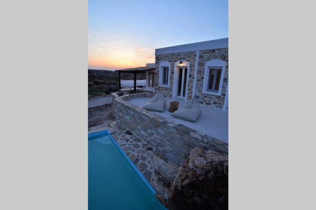 George Farmhouse Chrousa ภายนอก รูปภาพ