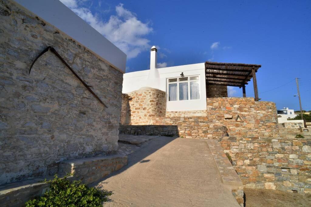 George Farmhouse Chrousa ภายนอก รูปภาพ